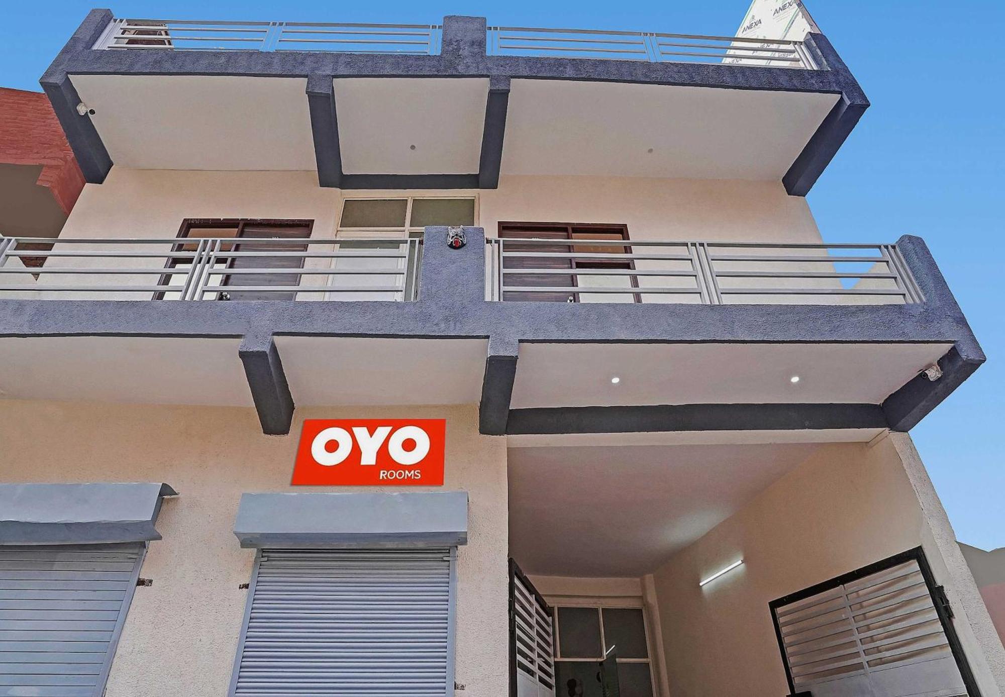 Hotel O Avs Hotel & Restaurant Noida Exterior photo